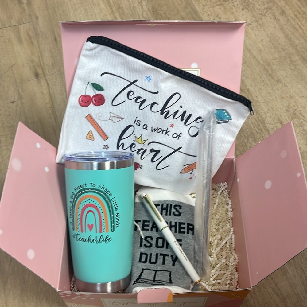 Teacher Life Tumbler and Pouch Set